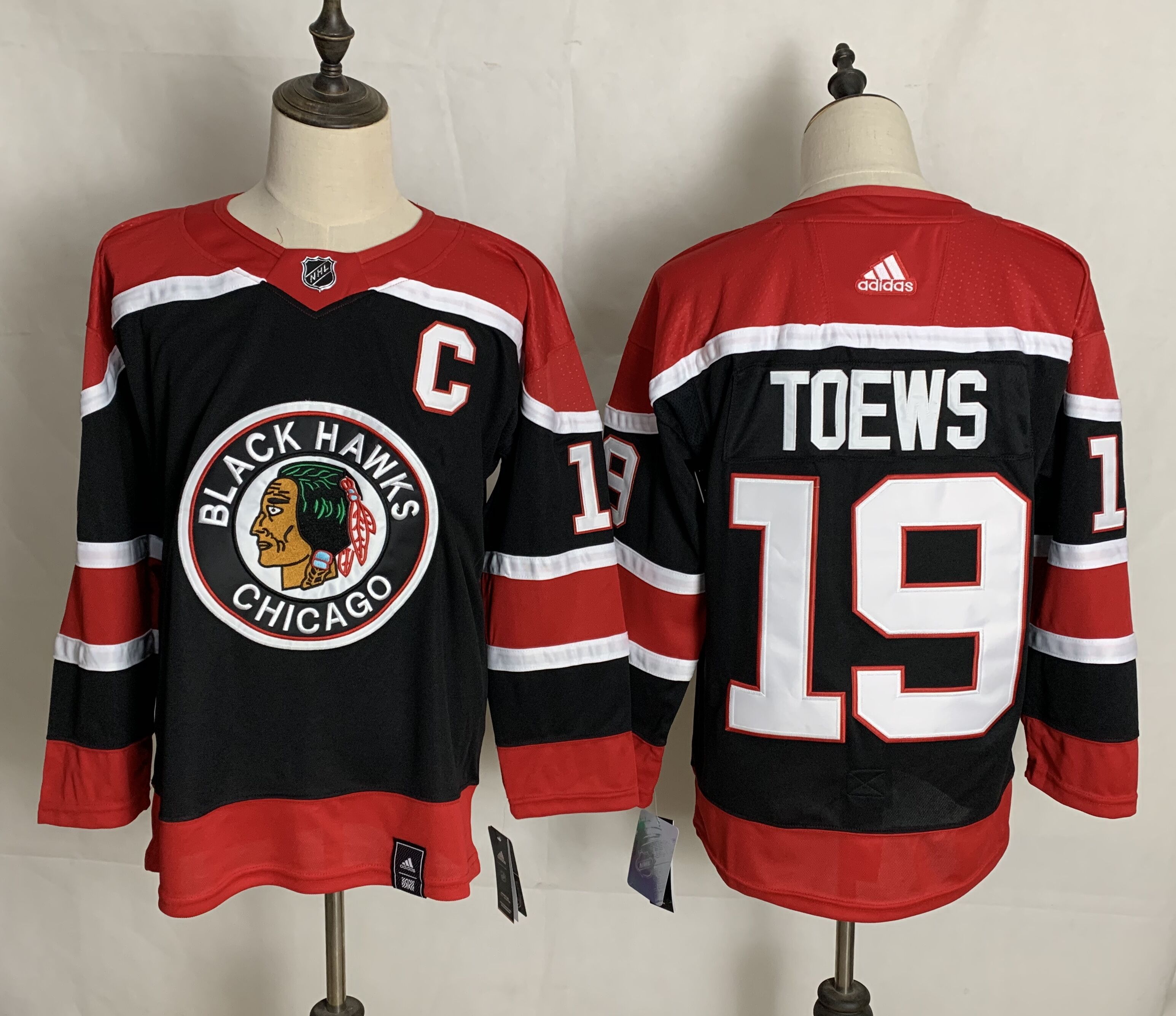 Men's Chicago Blackhawks #19 Jonathan Toews Black With C Patch 2021 Retro Stitched NHL Jersey