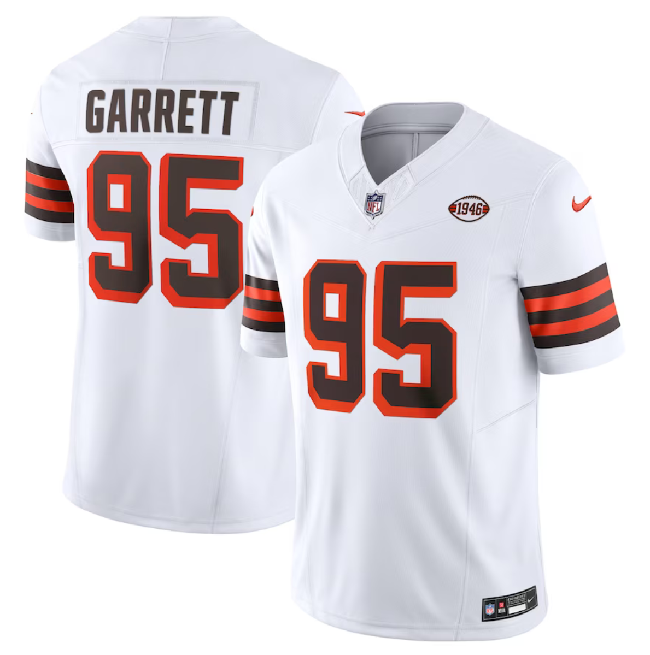 Men's Cleveland Browns #95 Myles Garrett White 2023 F.U.S.E. 1946 Collection Vapor Untouchable Limited Football Stitched Jersey