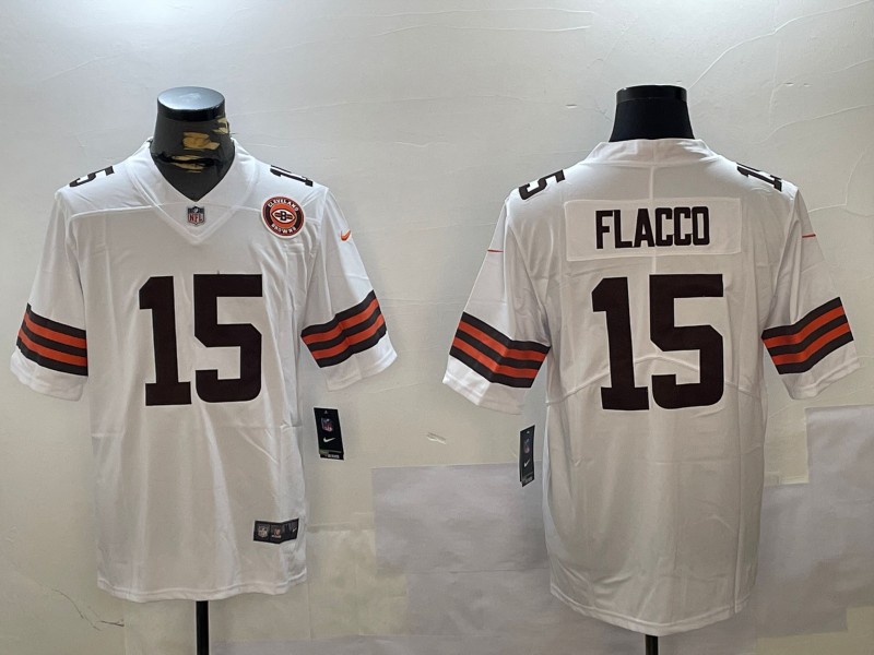 Men's Cleveland Browns #15 Joe Flacco White Vapor Untouchable Limited Football Stitched Jerseys