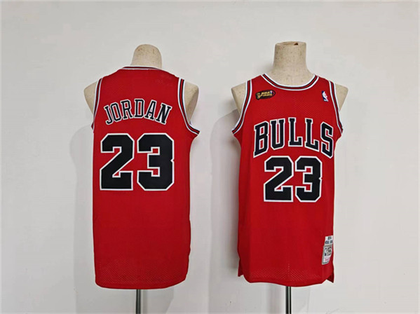 Men's Chicago Bulls #23 Michael Jordan Red Throwback Stitched Basketball Jersey