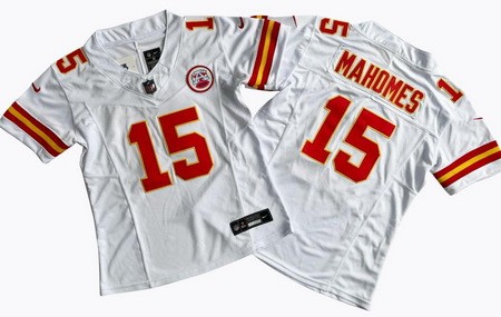 Women's Kansas City Chiefs #15 Patrick Mahomes Limited White FUSE Vapor Jersey