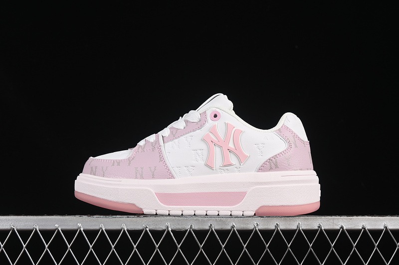 Women's NY MLB CHUNKY LINER EMBO MONOGRAM WHITE/PINK 3ASXM075N50PKS