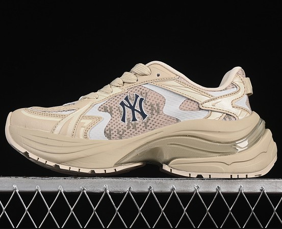NY MLB CHUNKY CURVE RUNNER MONOGRAM BEIGE BROWM 3ARNSPL5N50SAS