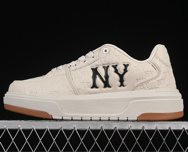 NY MLB CHUNKY LINER MID DENIM MONOGRAM BEIGE BLACK 3ASXE015N50CRS