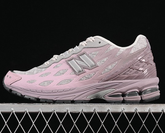 New Balance 1906W Ice Wine / Mid Century Pink U1906WFA Elegant Sneaker