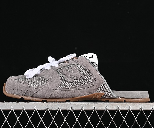 New Balance 530 Miu Miu Grey Brown White sneaker - Classic Retro Half-Mule