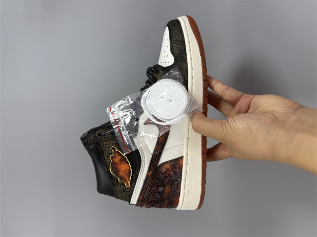 Women Running Weapon Air Jordan 1 Black White Red Shoes 538 Sneaker